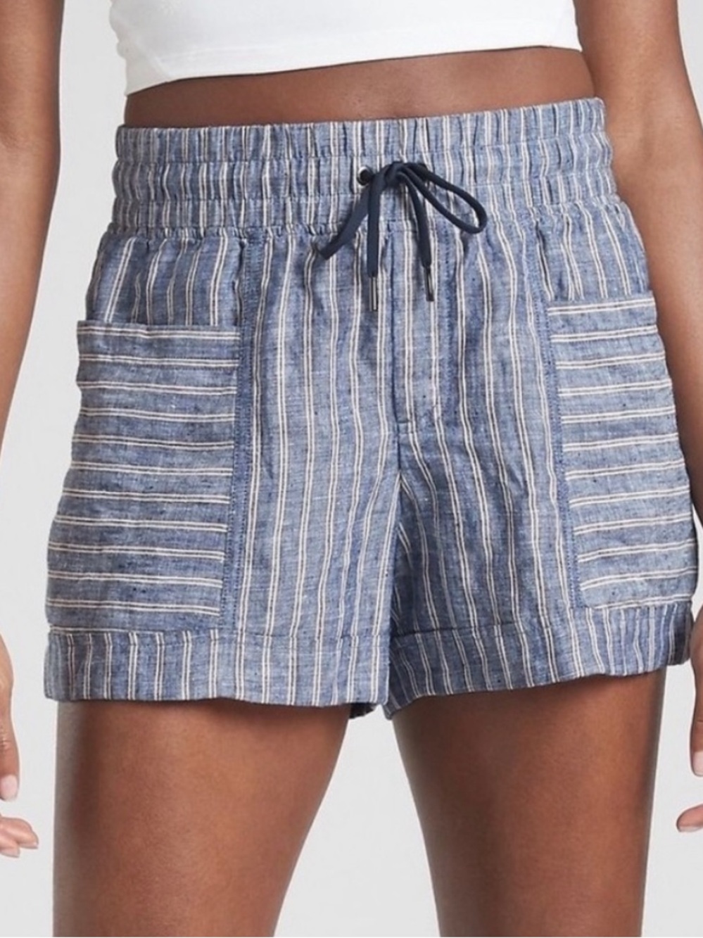 Athleta Navy and White Striped 100% Linen Drawstring Shorts Sz 4